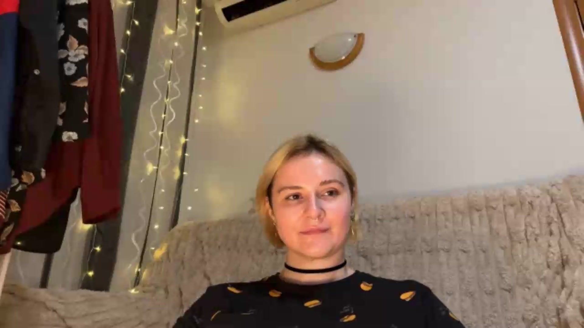 Gallery image thumbnail from EvaSmile's myfreecams stream on, 07/20/2026, 20:33 image 15 of 20