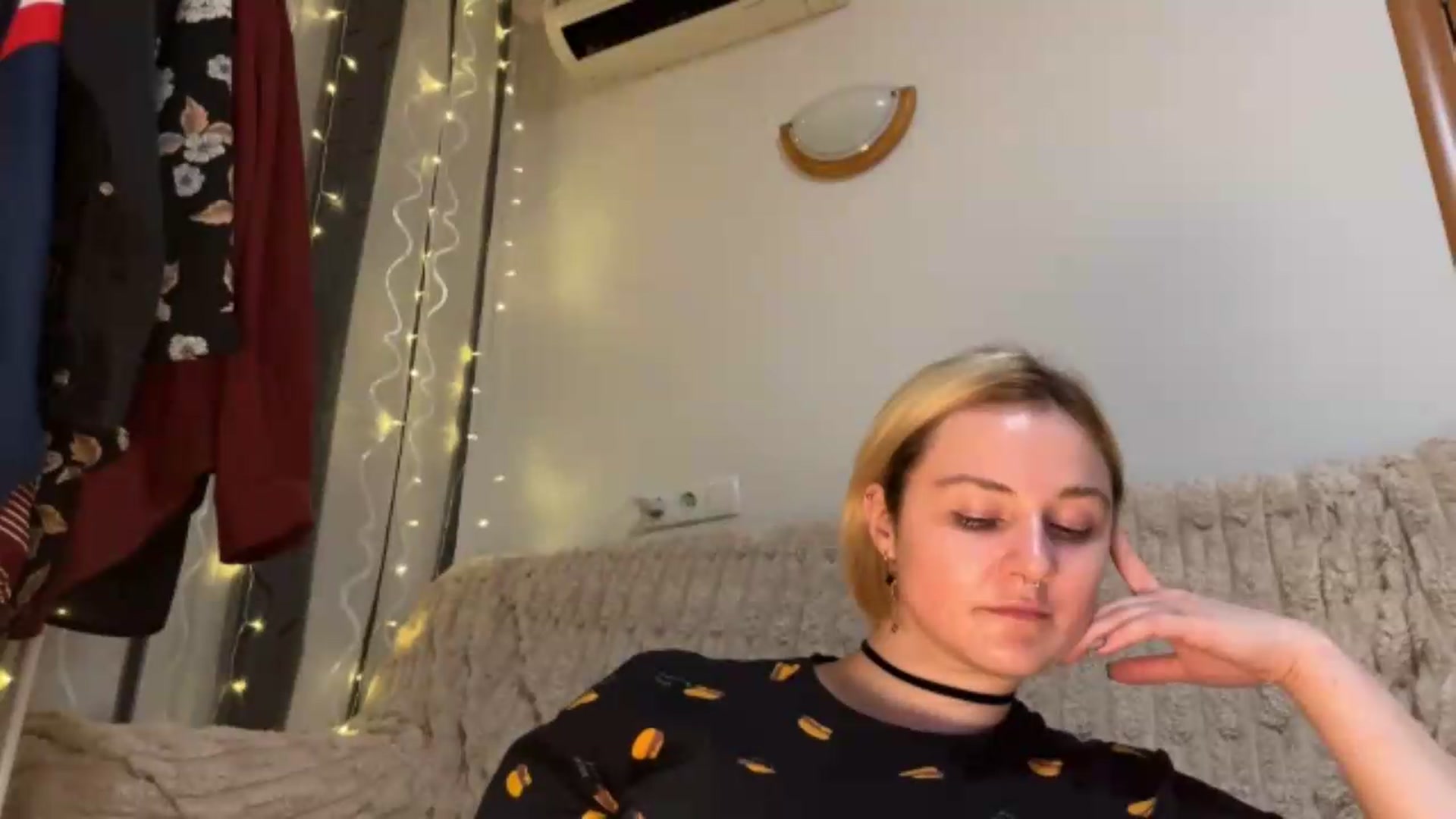 Gallery image thumbnail from EvaSmile's myfreecams stream on, 07/20/2026, 20:33 image 19 of 20