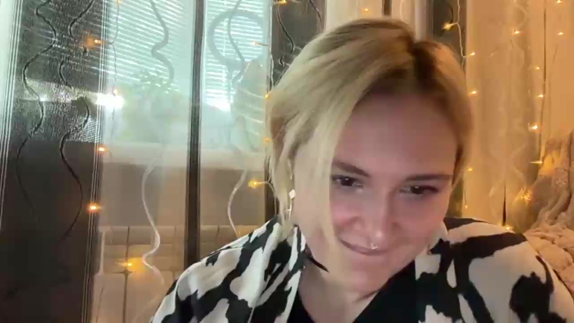 Gallery image thumbnail from EvaSmile's myfreecams stream on, 07/23/2026, 14:58 image 15 of 20