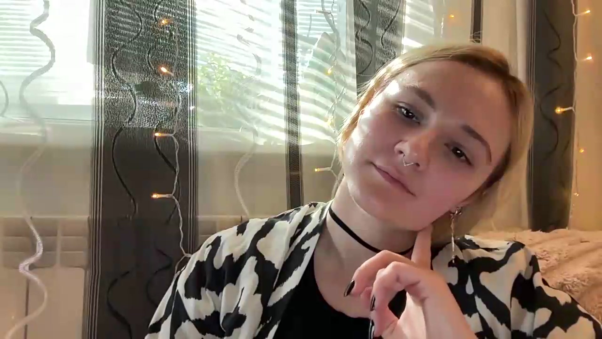 Gallery image thumbnail from EvaSmile's myfreecams stream on, 07/23/2026, 14:58 image 7 of 20