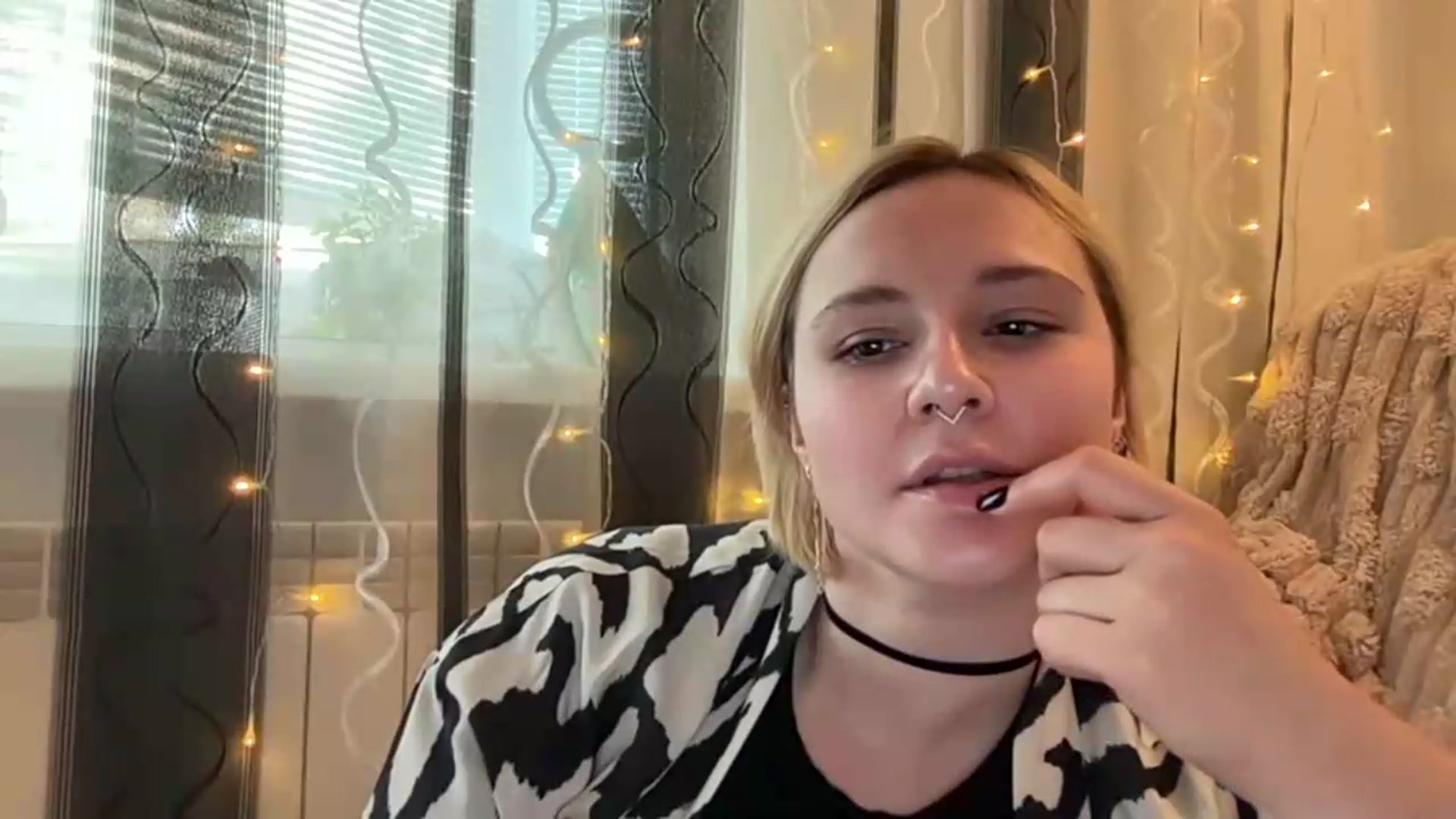 Gallery image thumbnail from EvaSmile's myfreecams stream on, 07/23/2026, 15:31 image 14 of 20
