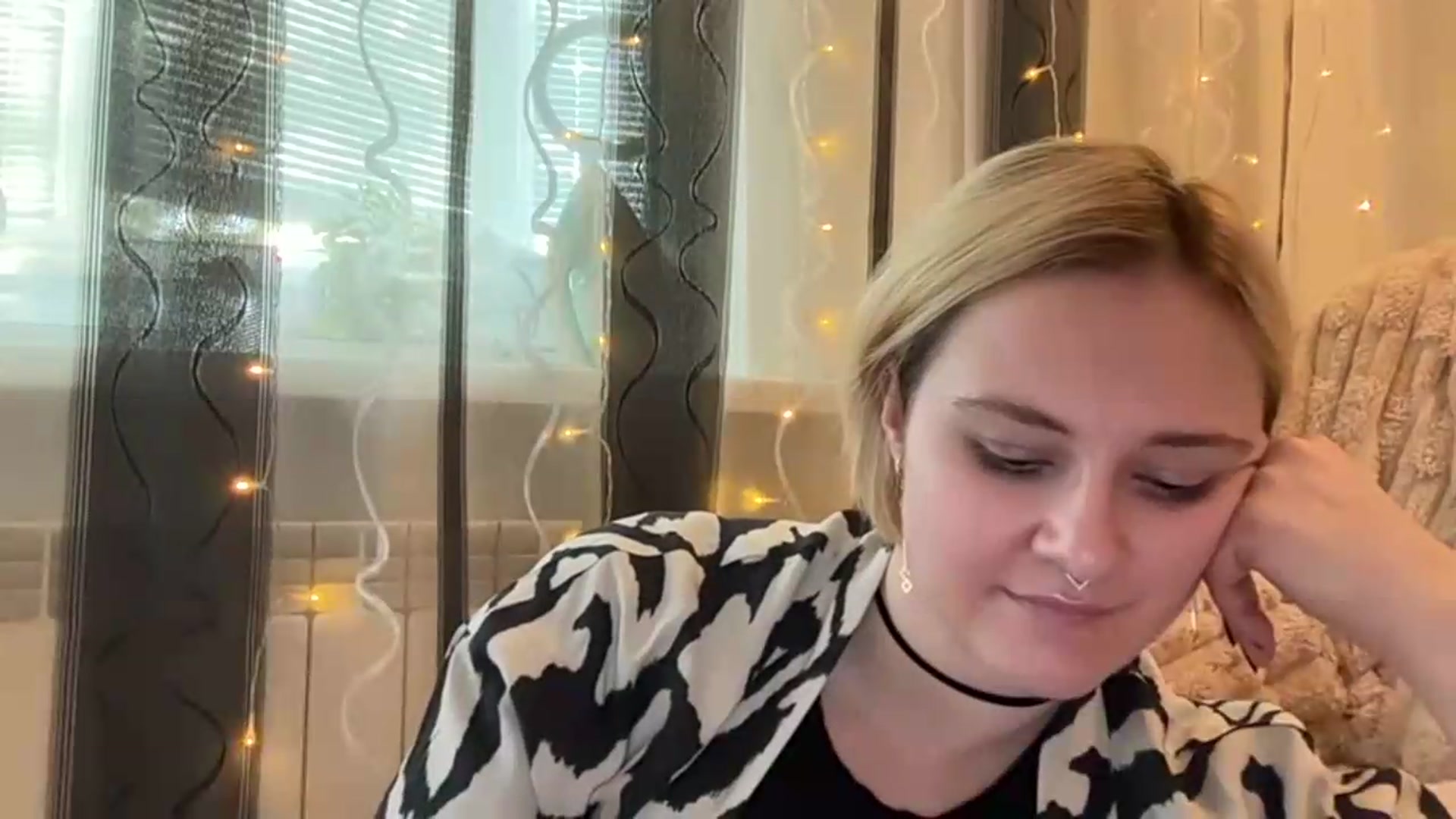 Gallery image thumbnail from EvaSmile's myfreecams stream on, 07/23/2026, 15:31 image 15 of 20