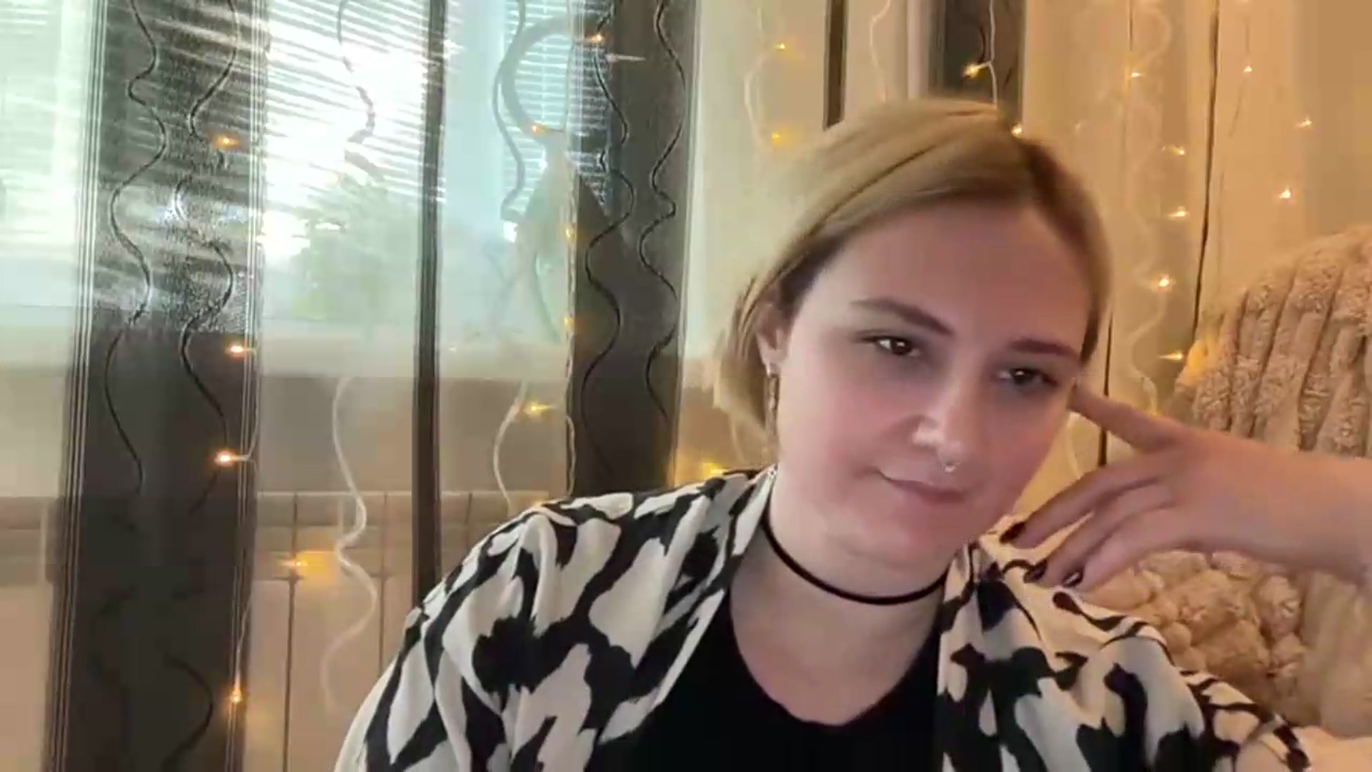 Gallery image thumbnail from EvaSmile's myfreecams stream on, 07/23/2026, 15:31 image 4 of 20