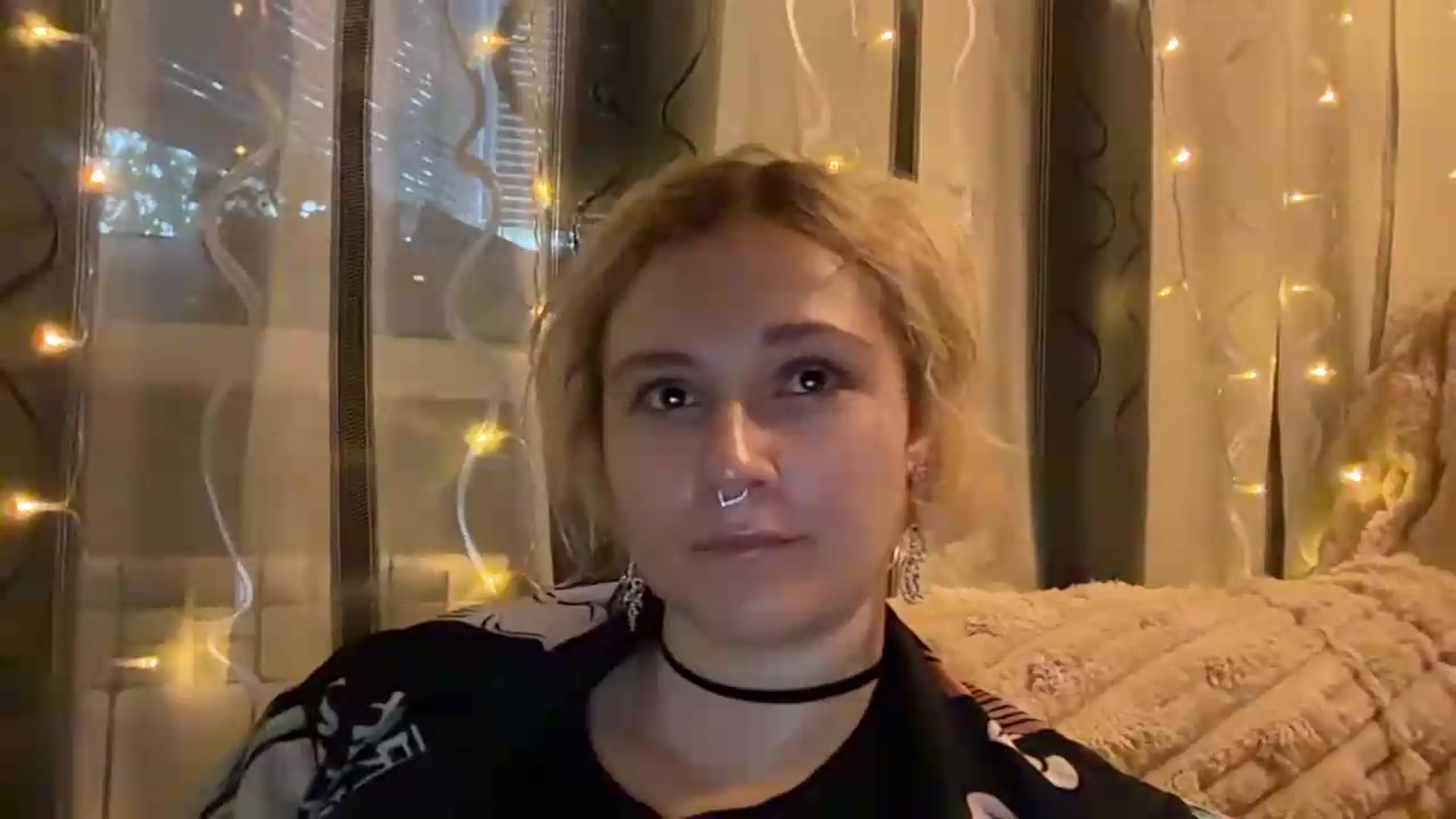 Gallery image thumbnail from EvaSmile's myfreecams stream on, 07/26/2026, 18:05 image 16 of 20