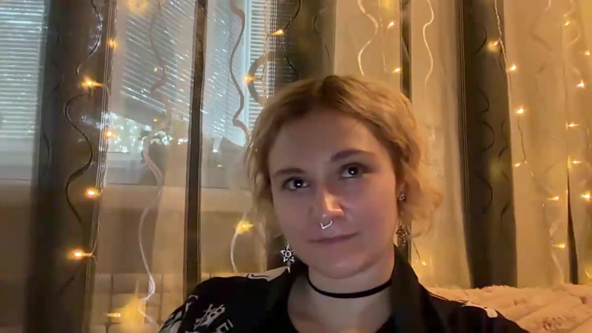Gallery image thumbnail from EvaSmile's myfreecams stream on, 07/26/2026, 18:05 image 6 of 20