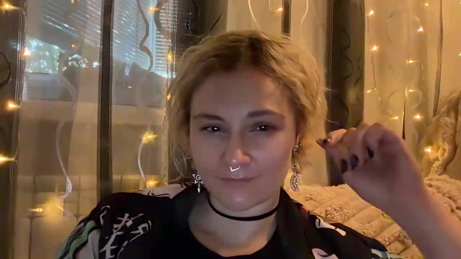 Gallery image thumbnail from EvaSmile's myfreecams stream on, 07/26/2026, 18:05 image 9 of 20