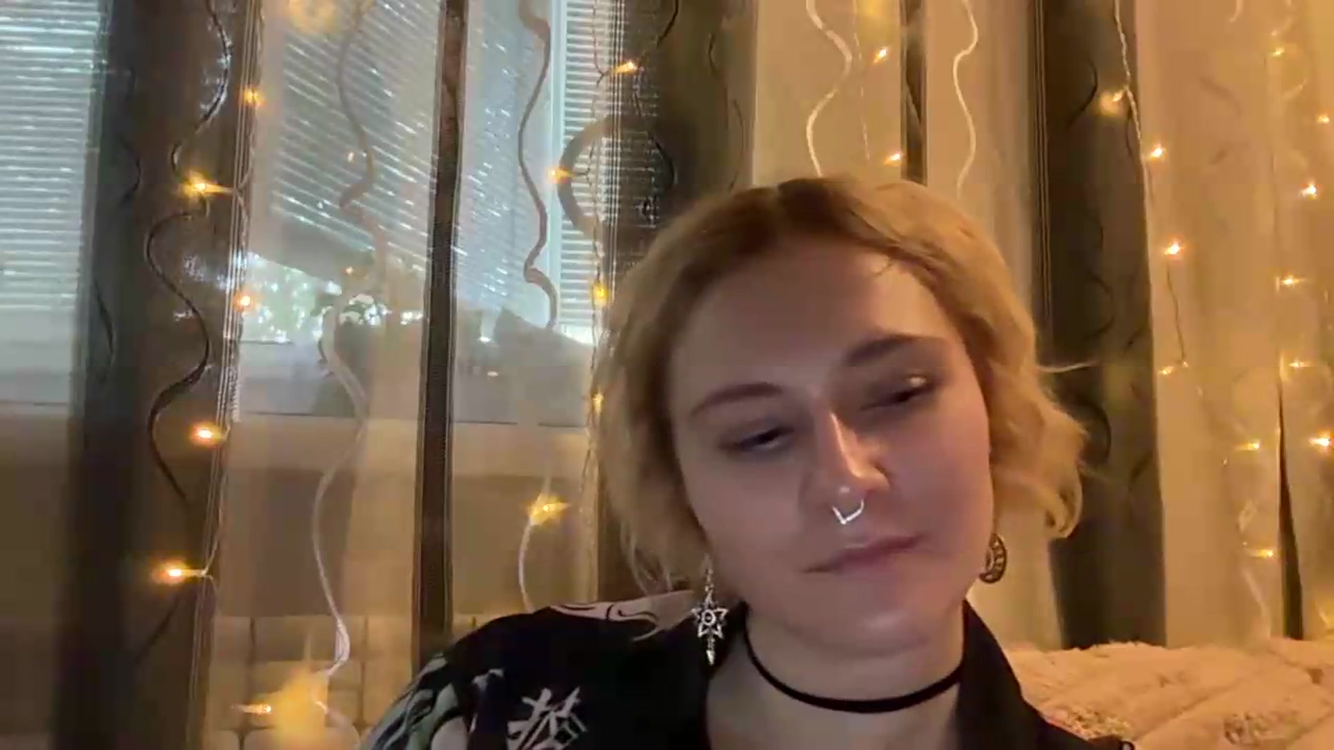 Gallery image thumbnail from EvaSmile's myfreecams stream on, 07/26/2026, 18:05 image 4 of 20