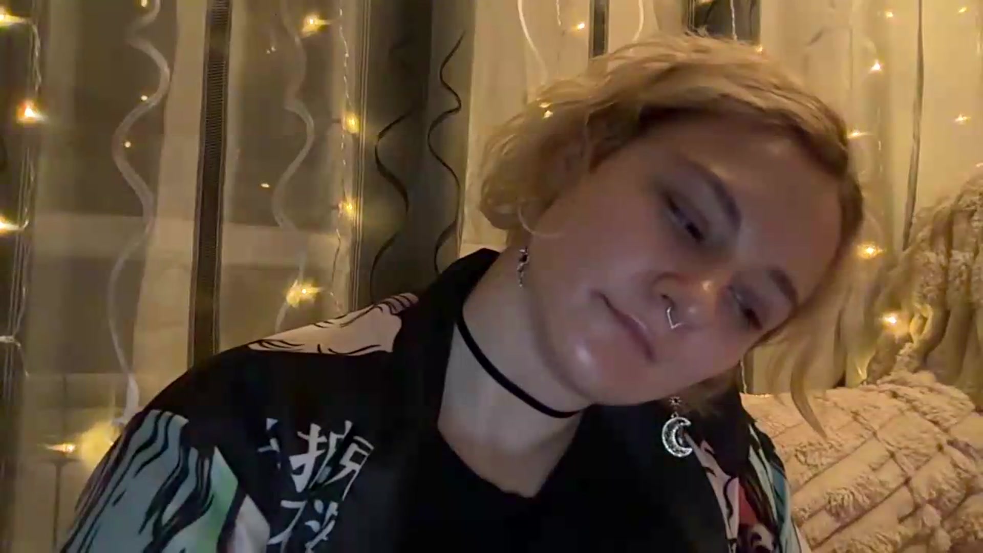 Gallery image thumbnail from EvaSmile's myfreecams stream on, 07/26/2026, 19:14 image 14 of 20