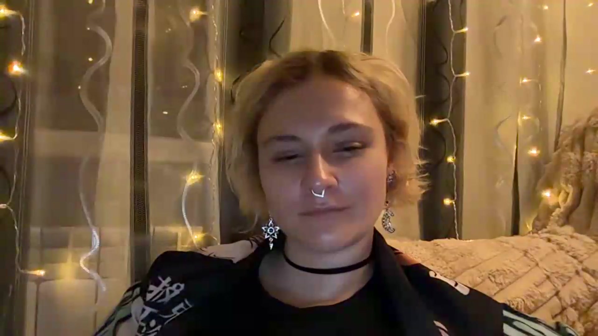 Gallery image thumbnail from EvaSmile's myfreecams stream on, 07/26/2026, 19:14 image 9 of 20