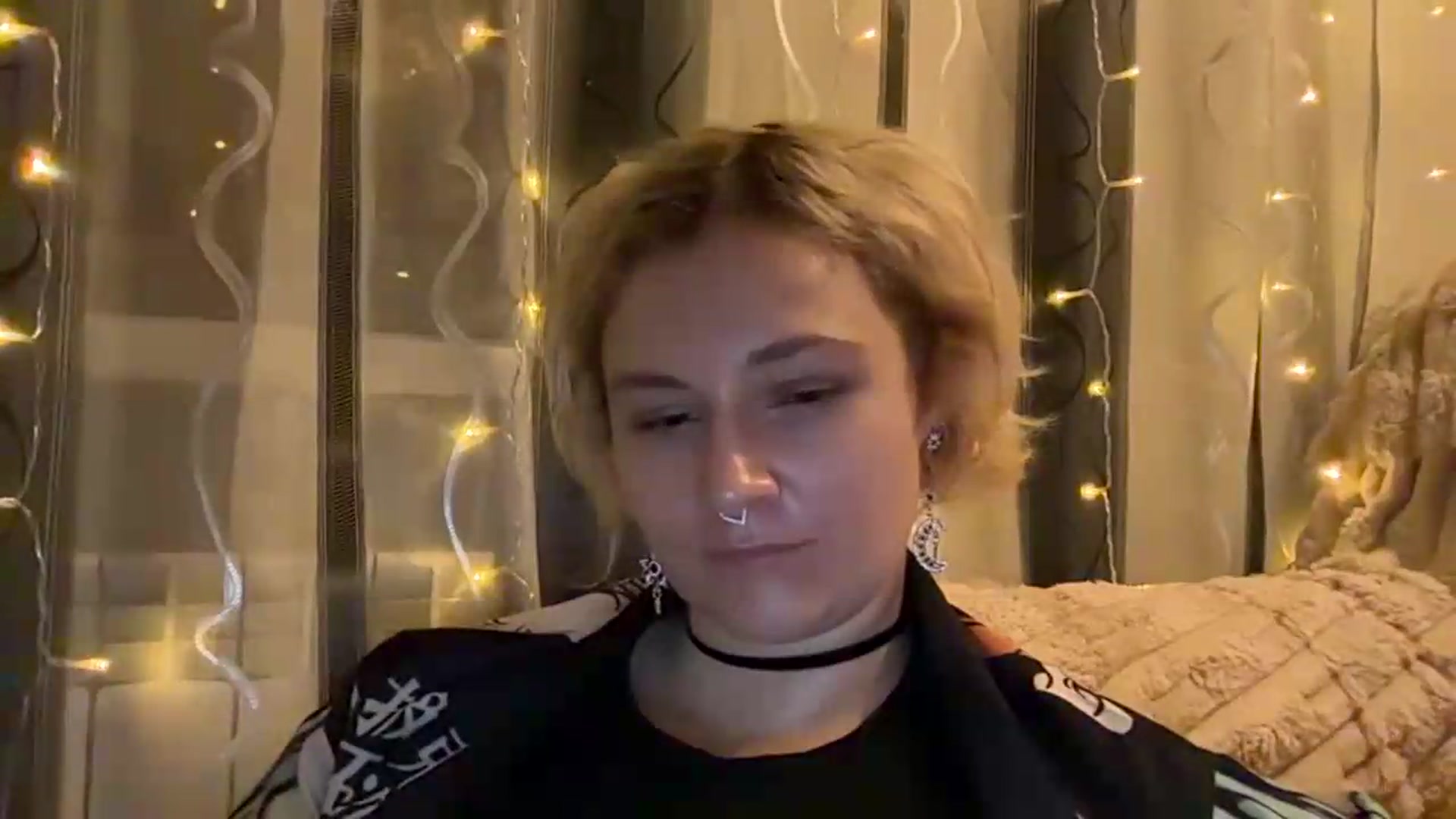 Gallery image thumbnail from EvaSmile's myfreecams stream on, 07/26/2026, 19:14 image 12 of 20