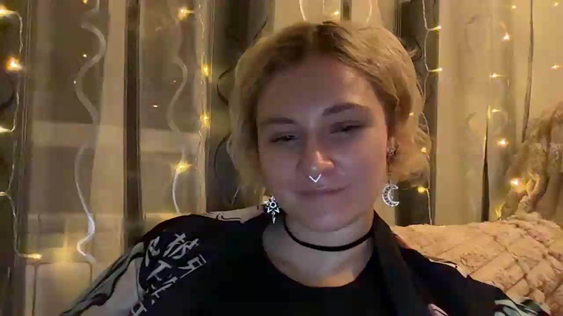 Gallery image thumbnail from EvaSmile's myfreecams stream on, 07/26/2026, 19:14 image 1 of 20