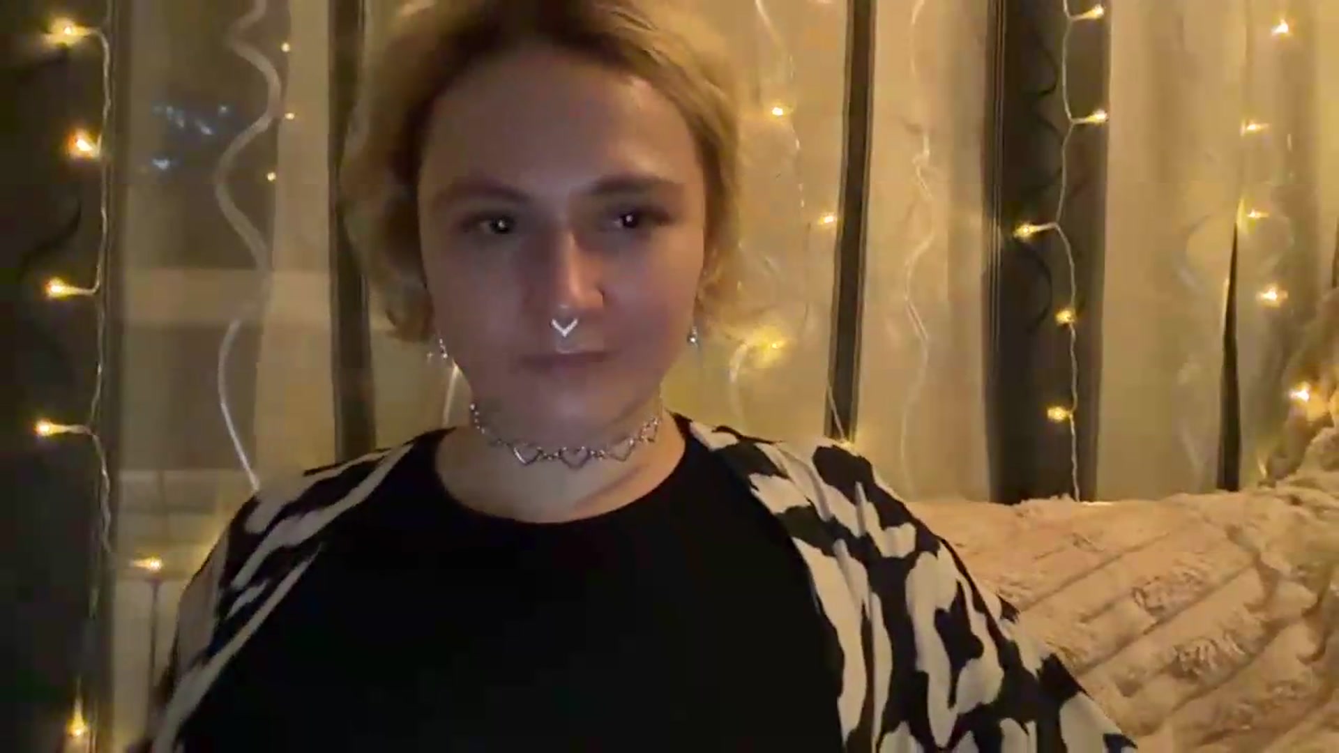 Gallery image thumbnail from EvaSmile's myfreecams stream on, 07/27/2026, 19:13 image 10 of 20