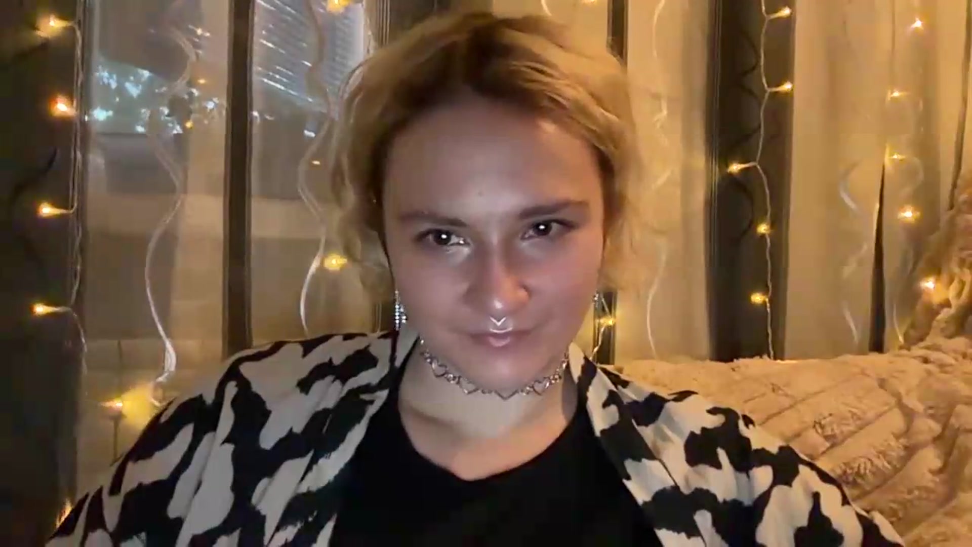 Gallery image thumbnail from EvaSmile's myfreecams stream on, 07/27/2026, 19:13 image 4 of 20