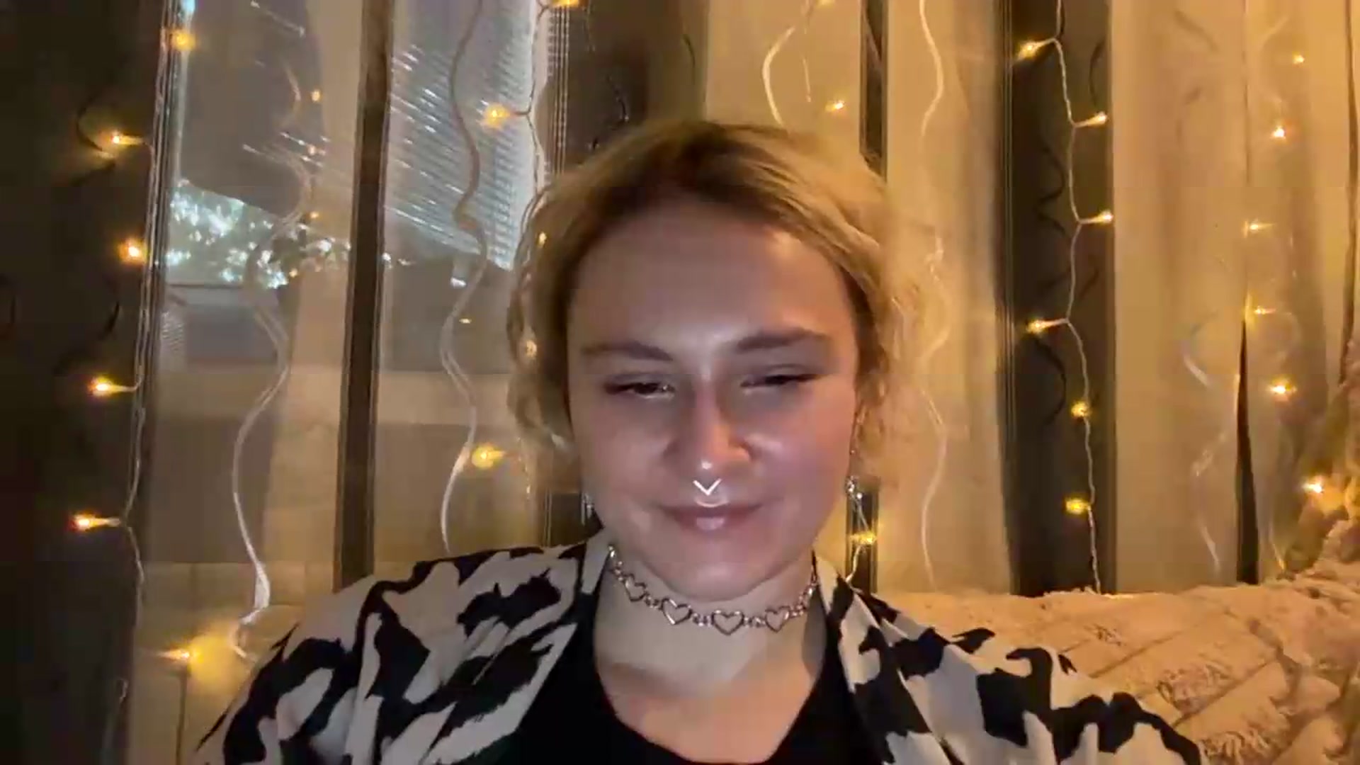 Gallery image thumbnail from EvaSmile's myfreecams stream on, 07/27/2026, 19:13 image 3 of 20
