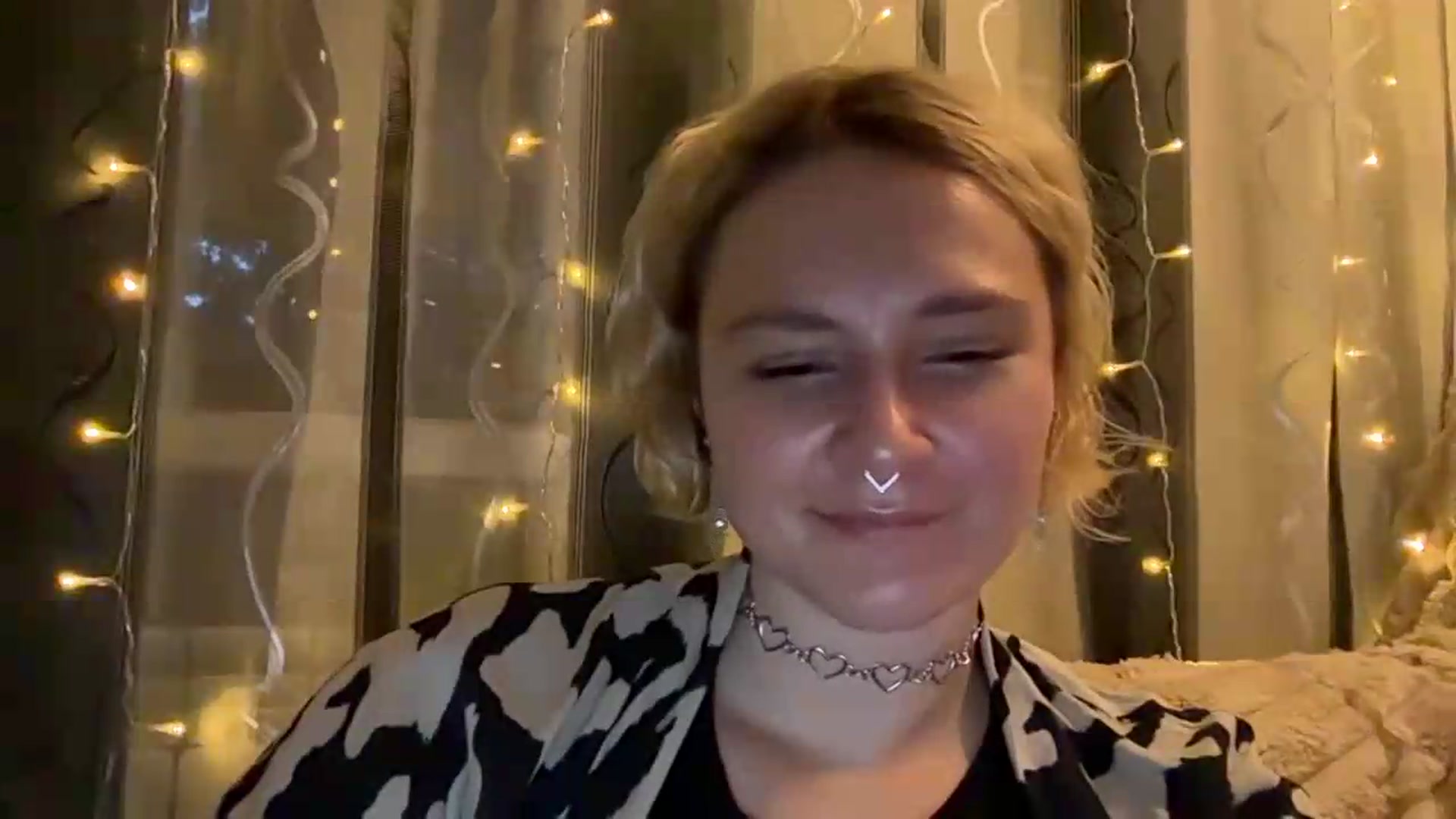 Gallery image thumbnail from EvaSmile's myfreecams stream on, 07/27/2026, 19:13 image 9 of 20