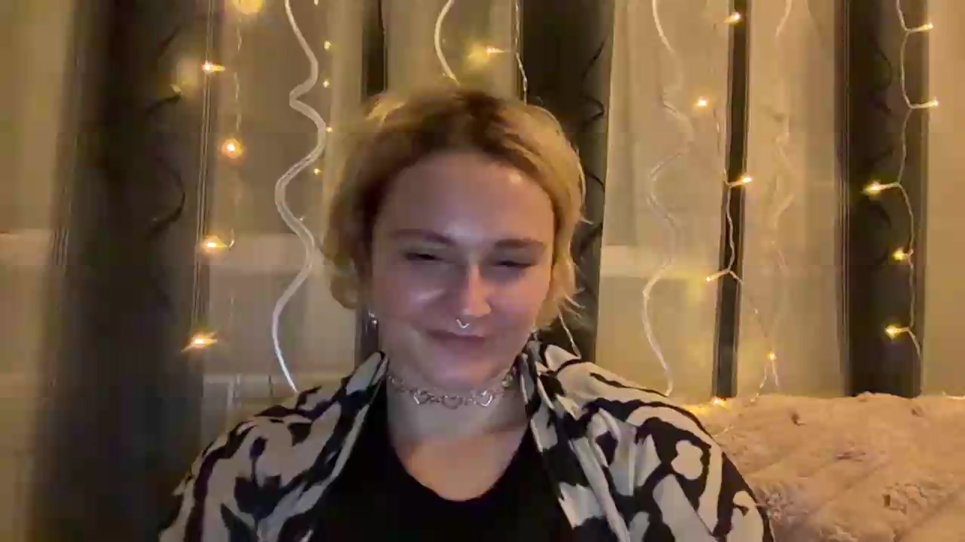 Gallery image thumbnail from EvaSmile's myfreecams stream on, 07/27/2026, 20:41 image 1 of 20