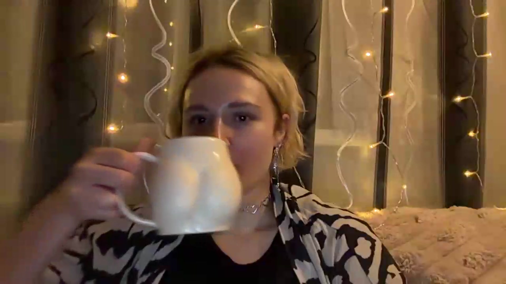 Gallery image thumbnail from EvaSmile's myfreecams stream on, 07/27/2026, 20:41 image 2 of 20