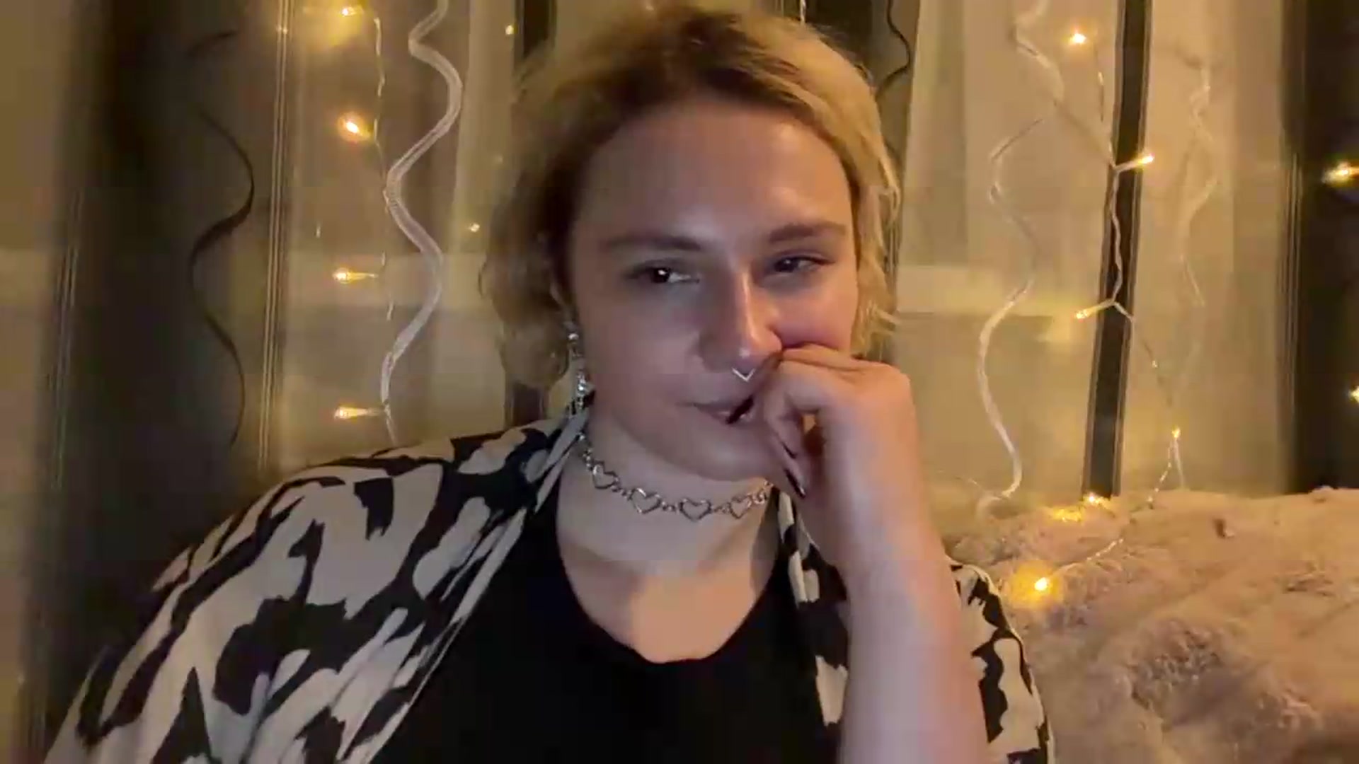 Gallery image thumbnail from EvaSmile's myfreecams stream on, 07/27/2026, 20:41 image 19 of 20