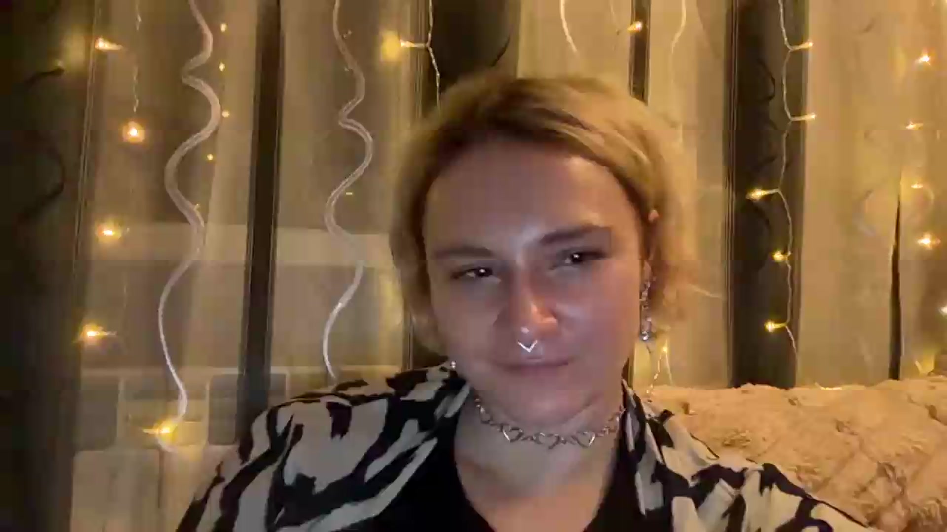Gallery image thumbnail from EvaSmile's myfreecams stream on, 07/27/2026, 20:41 image 12 of 20