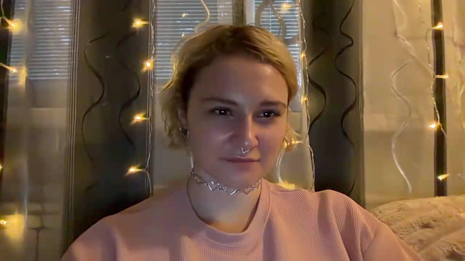 Gallery image thumbnail from EvaSmile's myfreecams stream on, 07/28/2026, 19:36 image 4 of 20