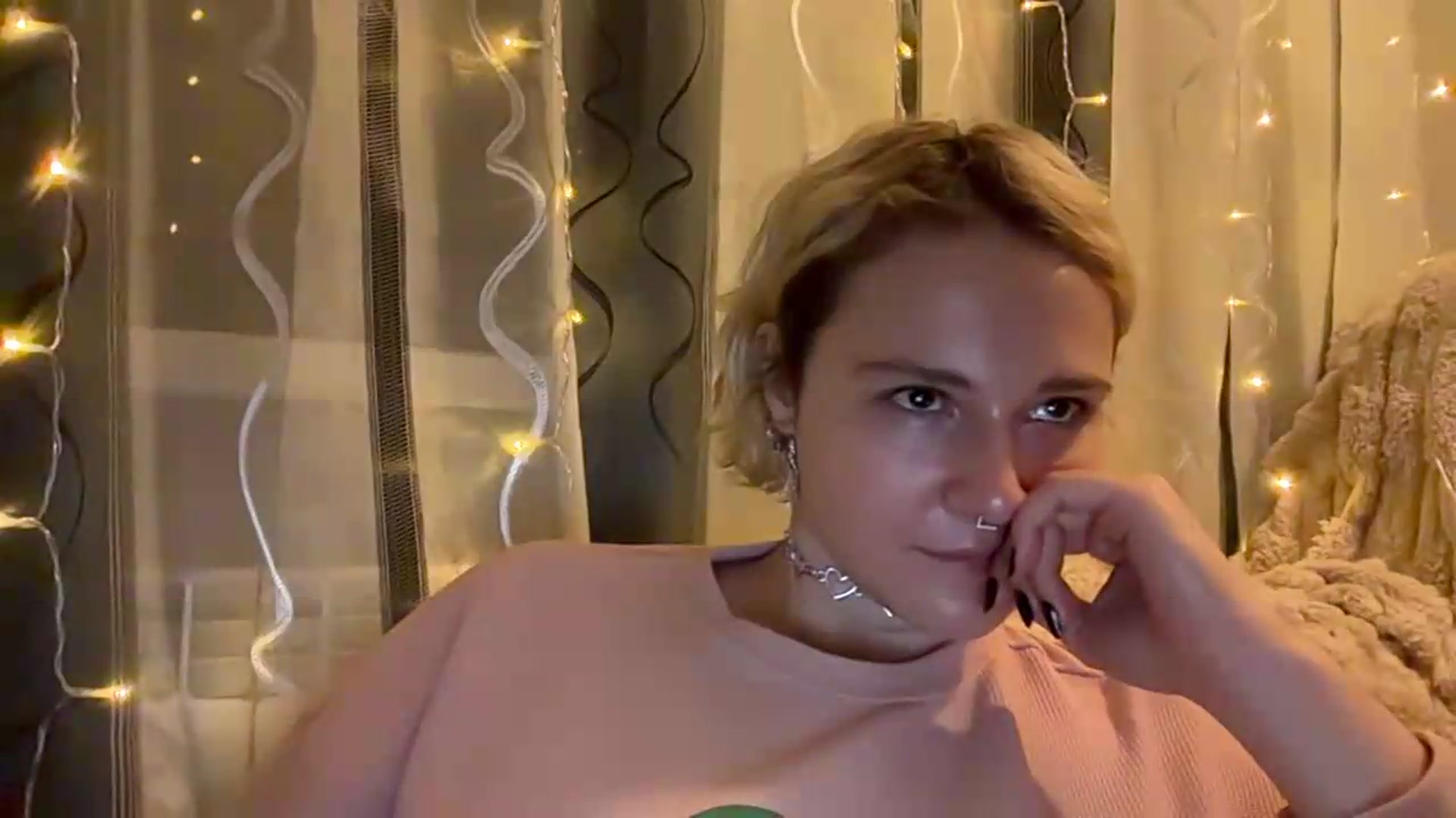 Gallery image thumbnail from EvaSmile's myfreecams stream on, 07/28/2026, 20:26 image 12 of 20