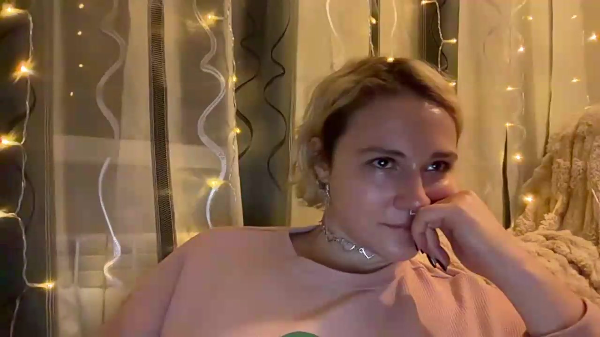 Gallery image thumbnail from EvaSmile's myfreecams stream on, 07/28/2026, 20:26 image 11 of 20