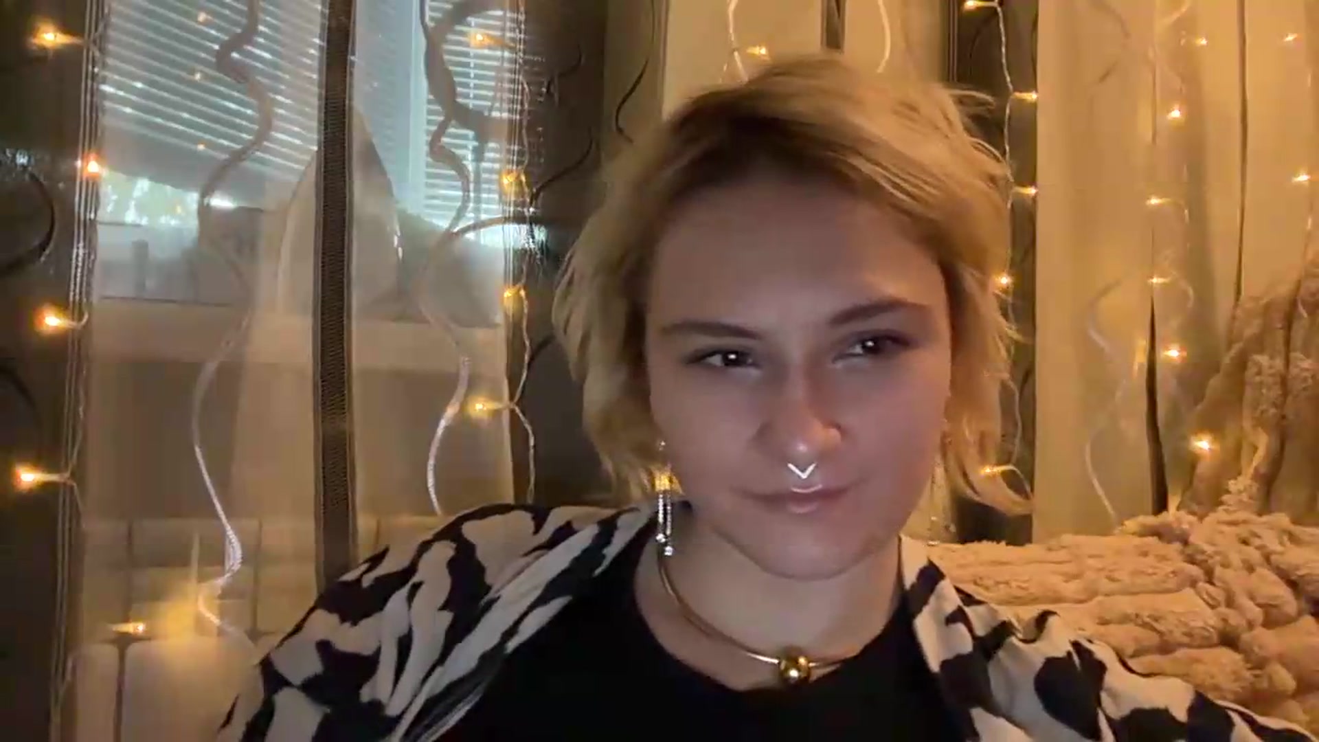 Gallery image thumbnail from EvaSmile's myfreecams stream on, 07/29/2026, 18:09 image 3 of 20