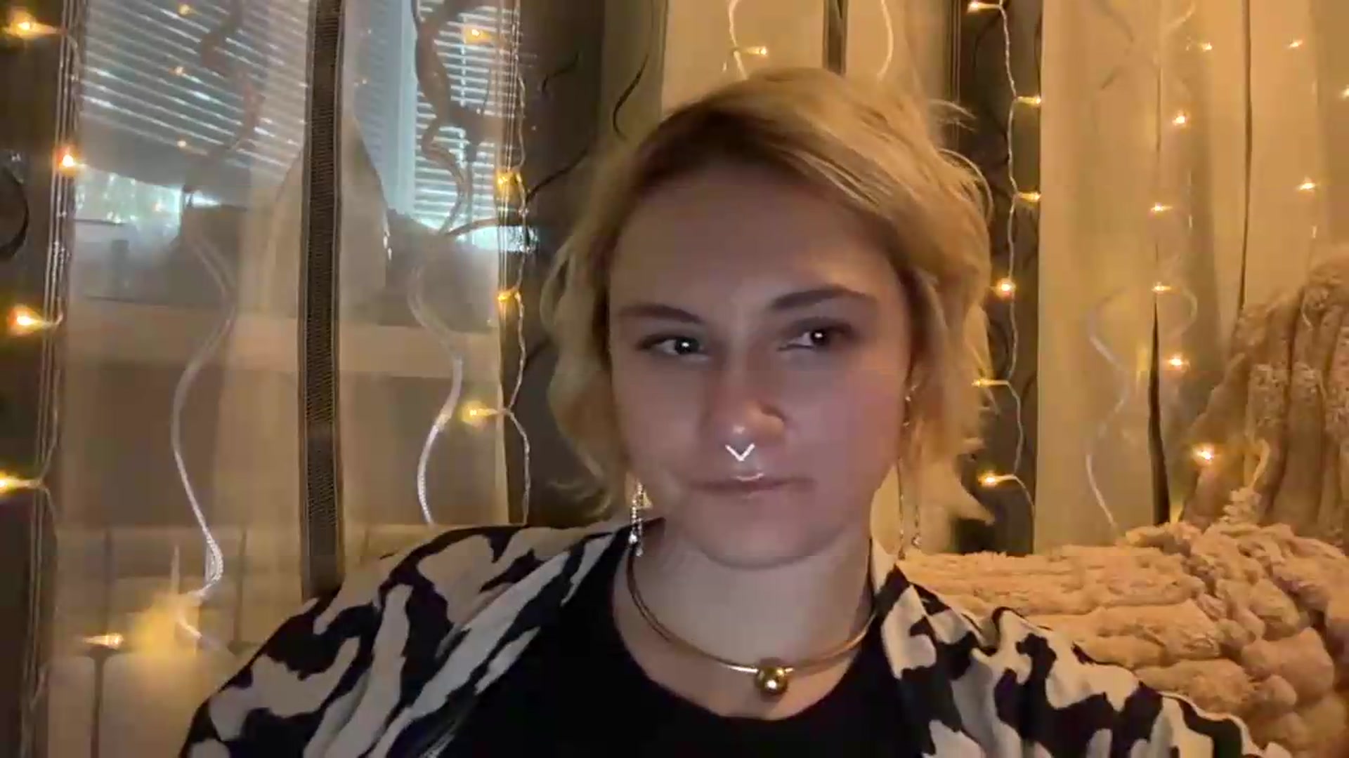 Gallery image thumbnail from EvaSmile's myfreecams stream on, 07/29/2026, 18:09 image 8 of 20