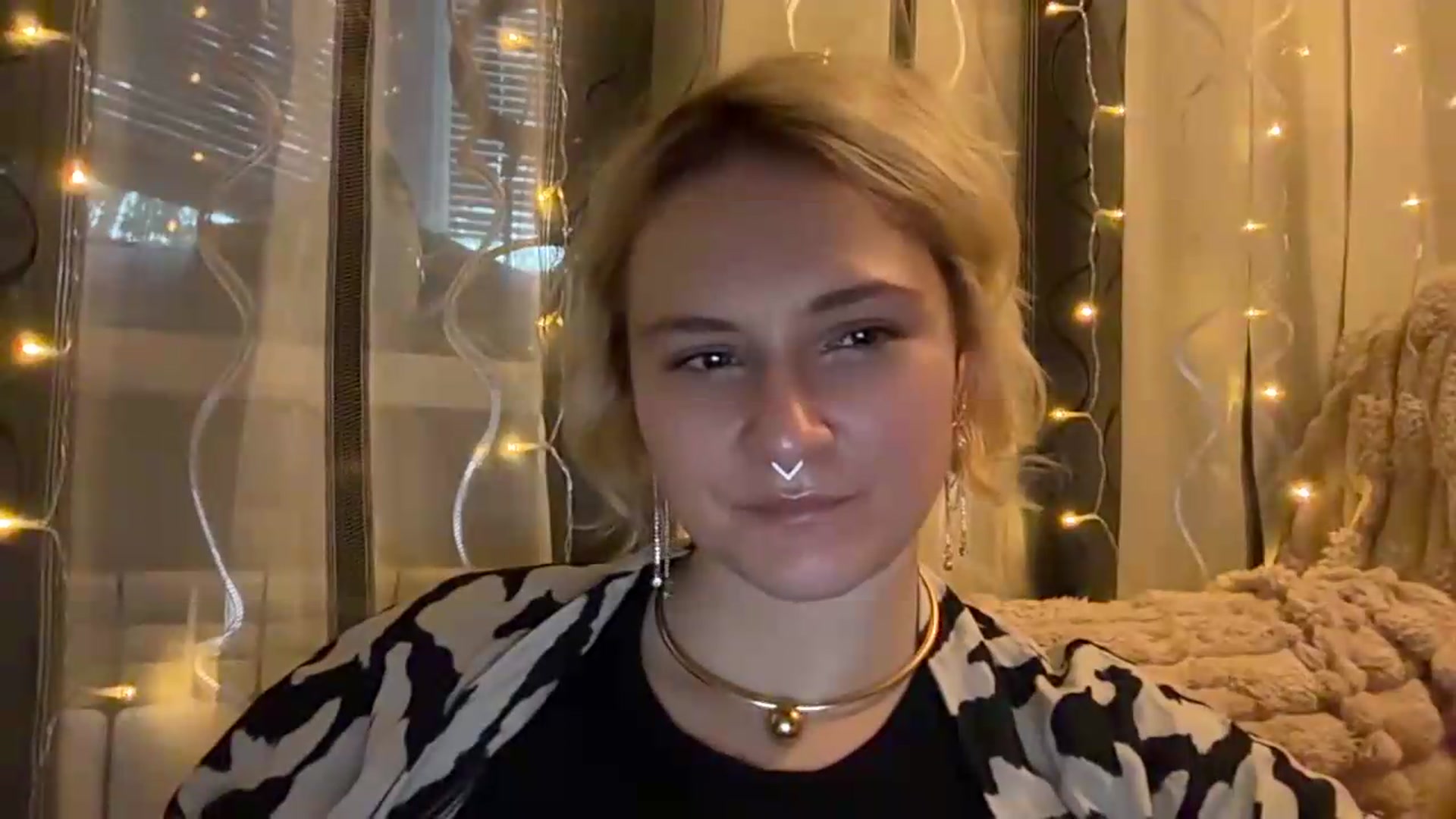 Gallery image thumbnail from EvaSmile's myfreecams stream on, 07/29/2026, 18:09 image 14 of 20