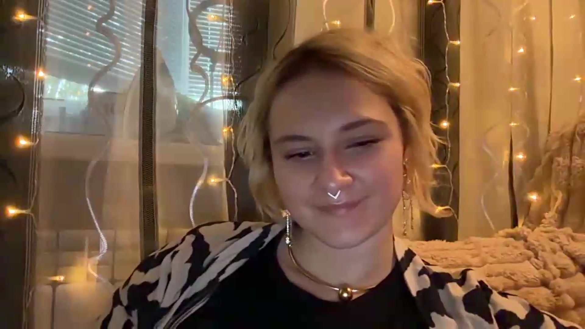 Gallery image thumbnail from EvaSmile's myfreecams stream on, 07/29/2026, 18:09 image 2 of 20