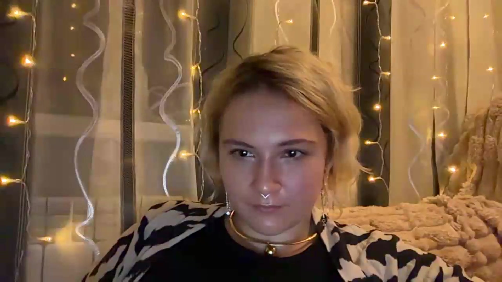 Gallery image thumbnail from EvaSmile's myfreecams stream on, 07/29/2026, 19:27 image 12 of 20