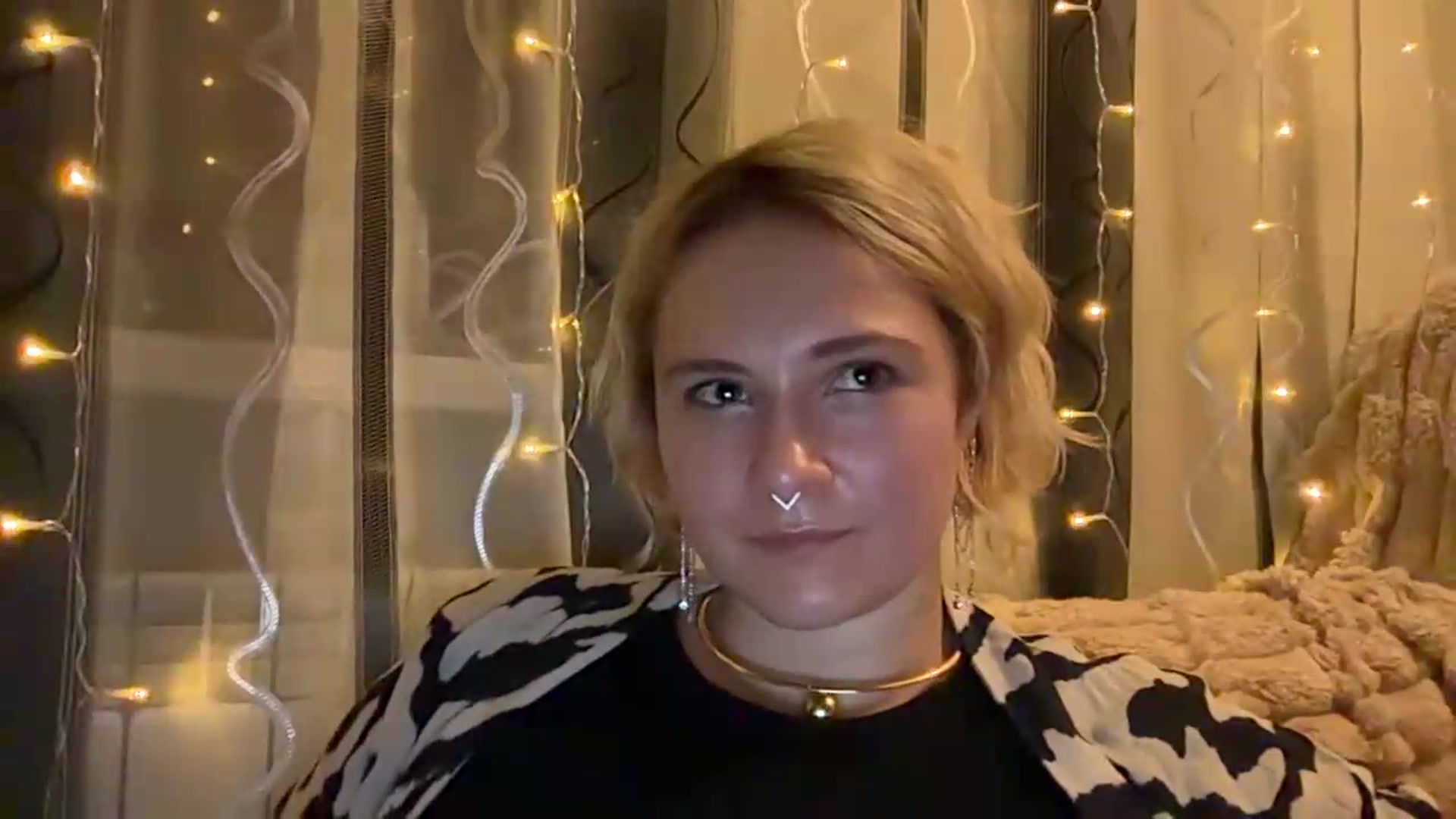 Gallery image thumbnail from EvaSmile's myfreecams stream on, 07/29/2026, 19:27 image 15 of 20