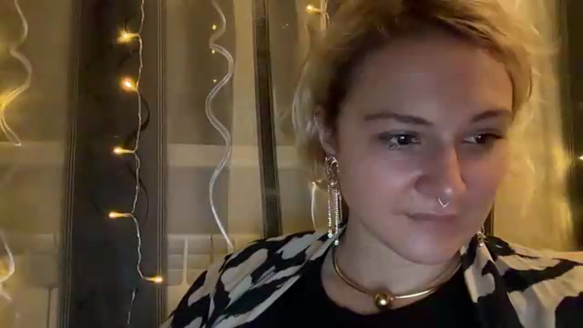 Gallery image thumbnail from EvaSmile's myfreecams stream on, 07/30/2026, 20:34 image 9 of 20