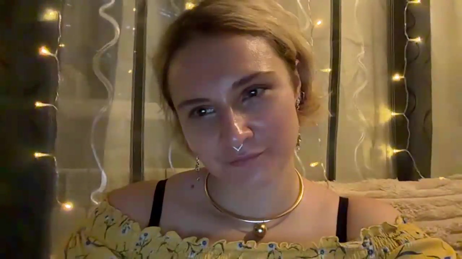 Gallery image thumbnail from EvaSmile's myfreecams stream on, 08/03/2026, 19:26 image 6 of 20