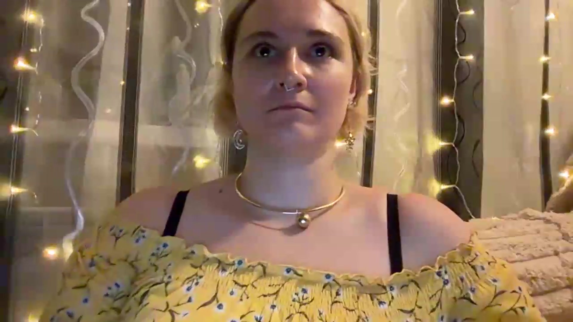 Gallery image thumbnail from EvaSmile's myfreecams stream on, 08/03/2026, 19:26 image 16 of 20