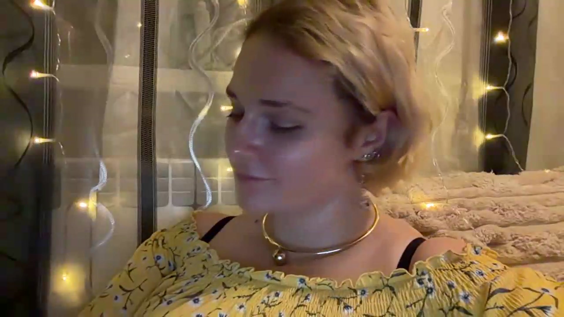 Gallery image thumbnail from EvaSmile's myfreecams stream on, 08/03/2026, 20:23 image 14 of 20