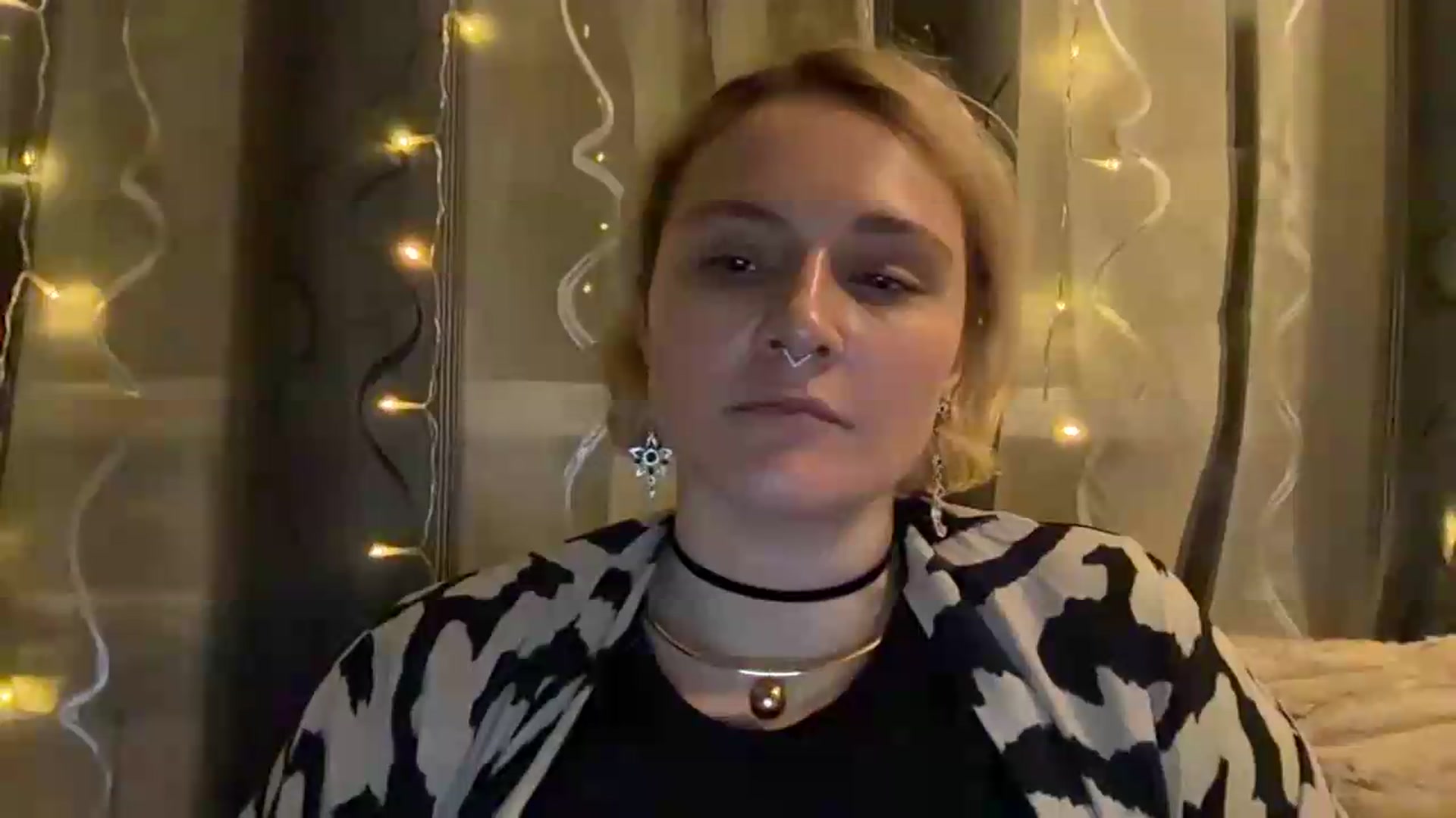 Gallery image thumbnail from EvaSmile's myfreecams stream on, 08/04/2026, 18:41 image 20 of 20