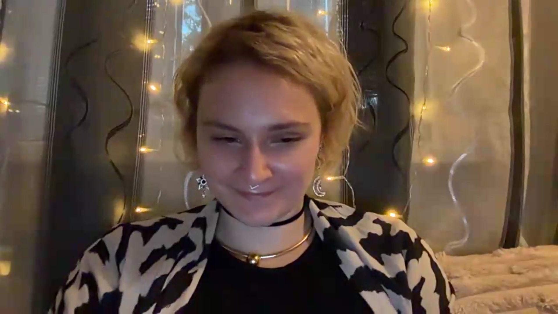 Gallery image thumbnail from EvaSmile's myfreecams stream on, 08/04/2026, 18:41 image 4 of 20