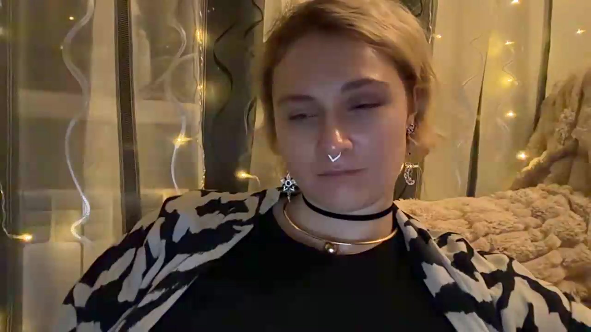 Gallery image thumbnail from EvaSmile's myfreecams stream on, 08/04/2026, 19:38 image 20 of 20
