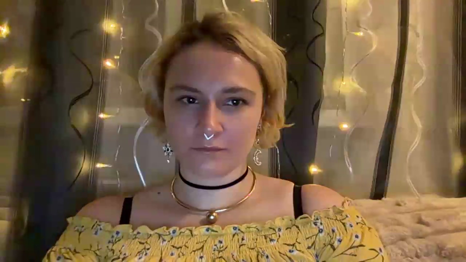 Gallery image thumbnail from EvaSmile's myfreecams stream on, 08/05/2026, 18:28 image 17 of 20