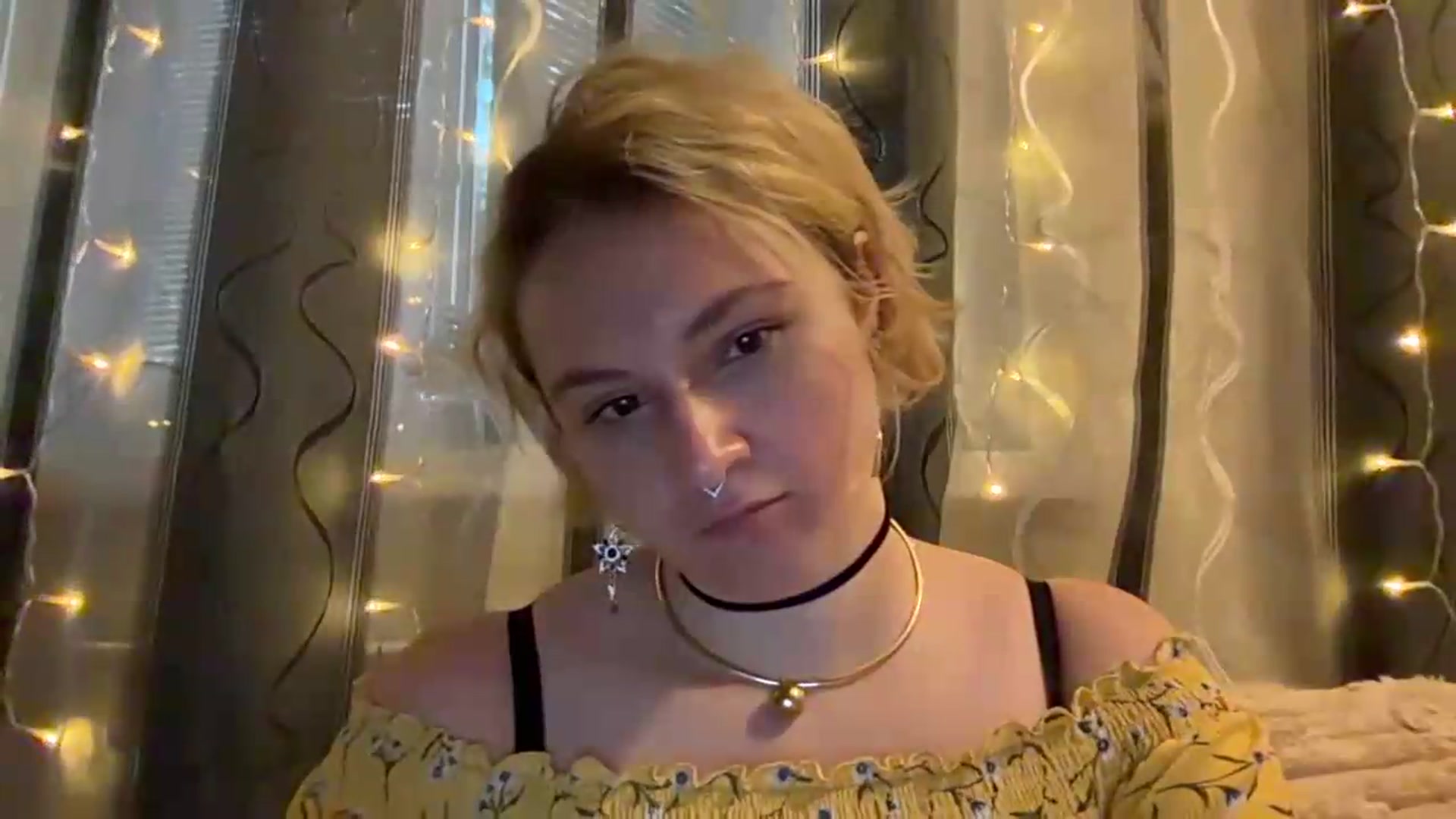 Gallery image thumbnail from EvaSmile's myfreecams stream on, 08/05/2026, 18:28 image 2 of 20