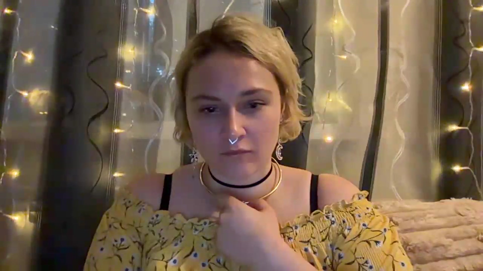Gallery image thumbnail from EvaSmile's myfreecams stream on, 08/05/2026, 18:28 image 7 of 20