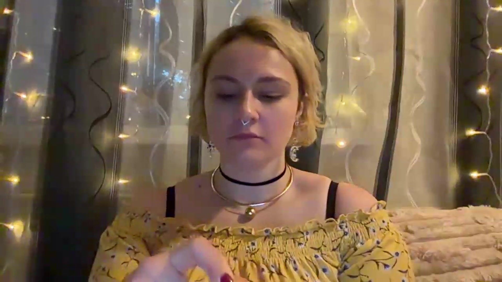 Gallery image thumbnail from EvaSmile's myfreecams stream on, 08/05/2026, 18:28 image 6 of 20