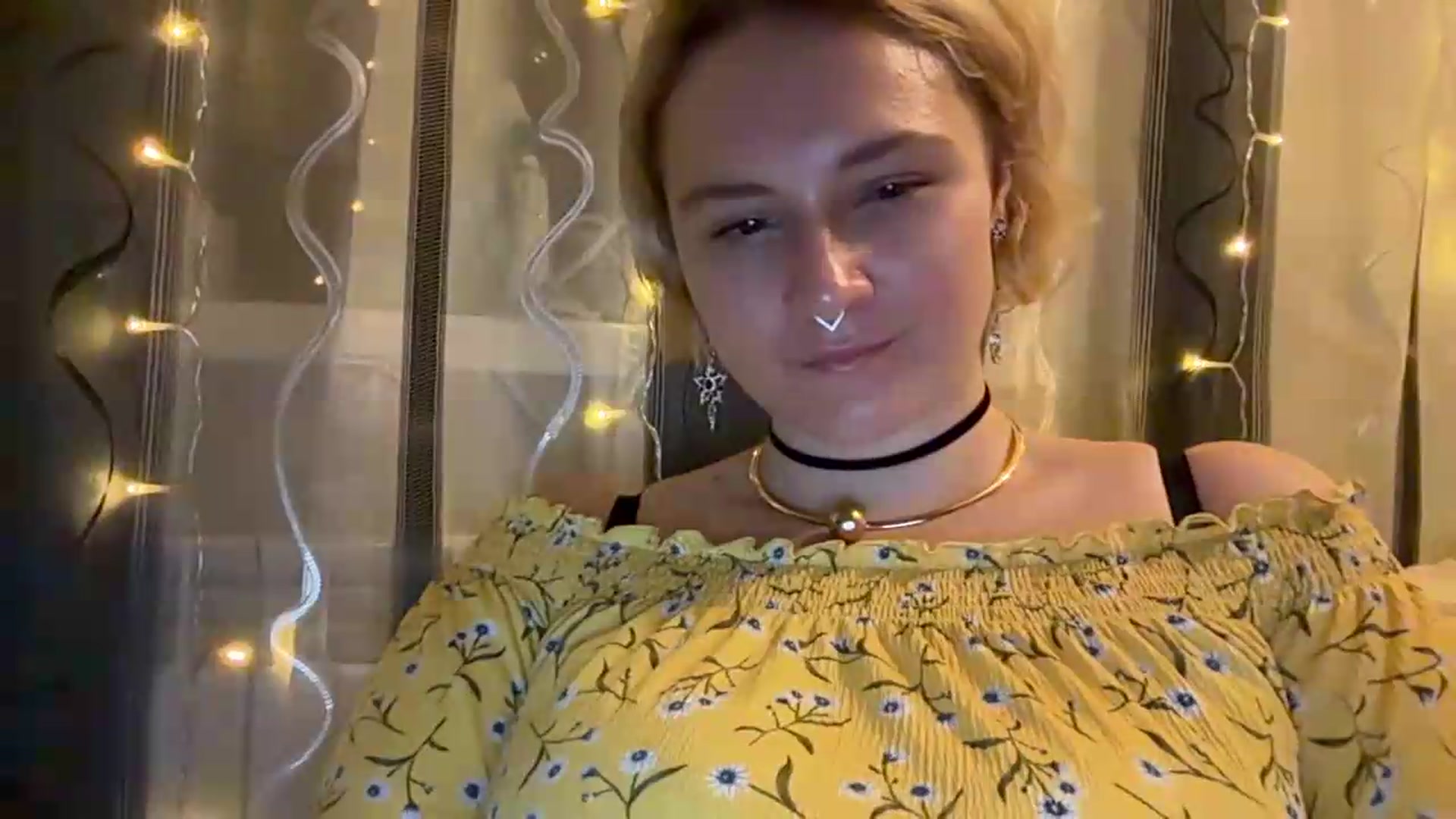 Gallery image thumbnail from EvaSmile's myfreecams stream on, 08/05/2026, 20:26 image 8 of 20
