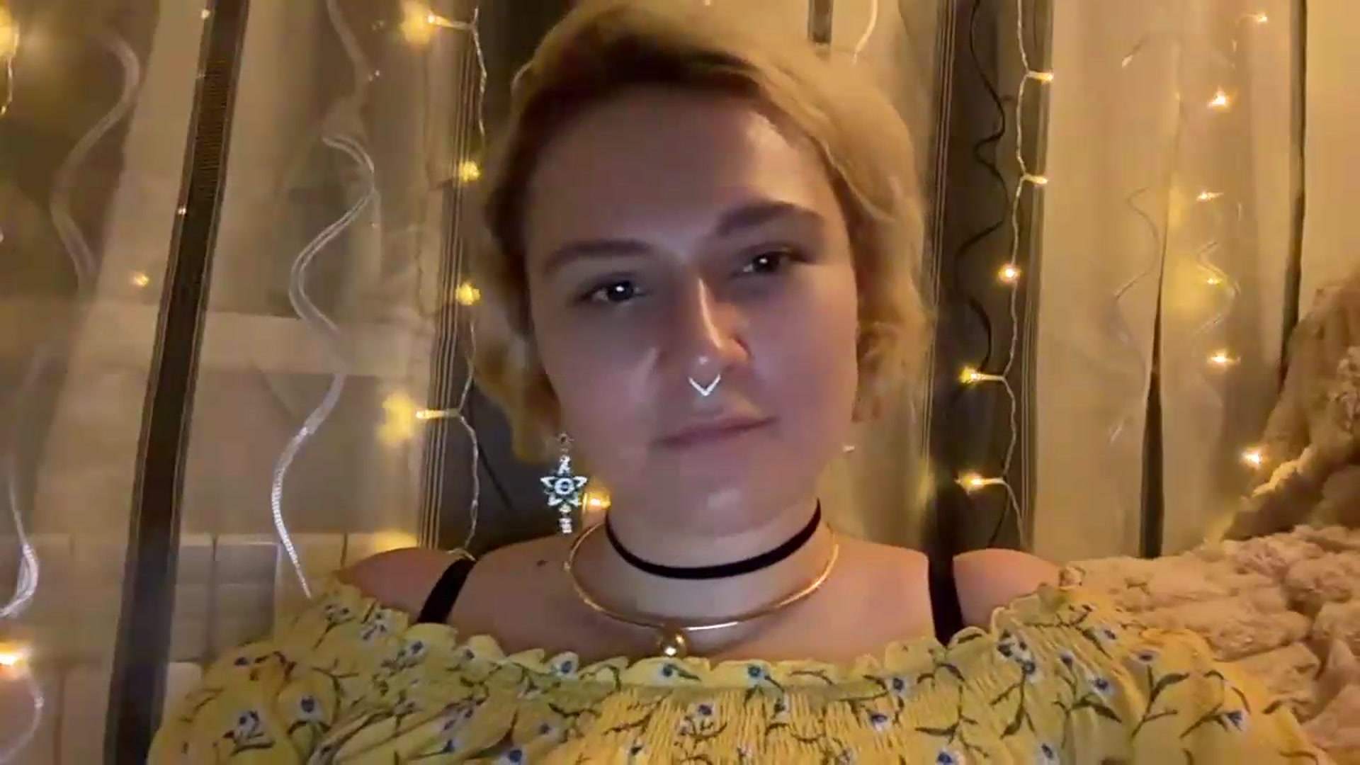 Gallery image thumbnail from EvaSmile's myfreecams stream on, 08/05/2026, 20:26 image 16 of 20