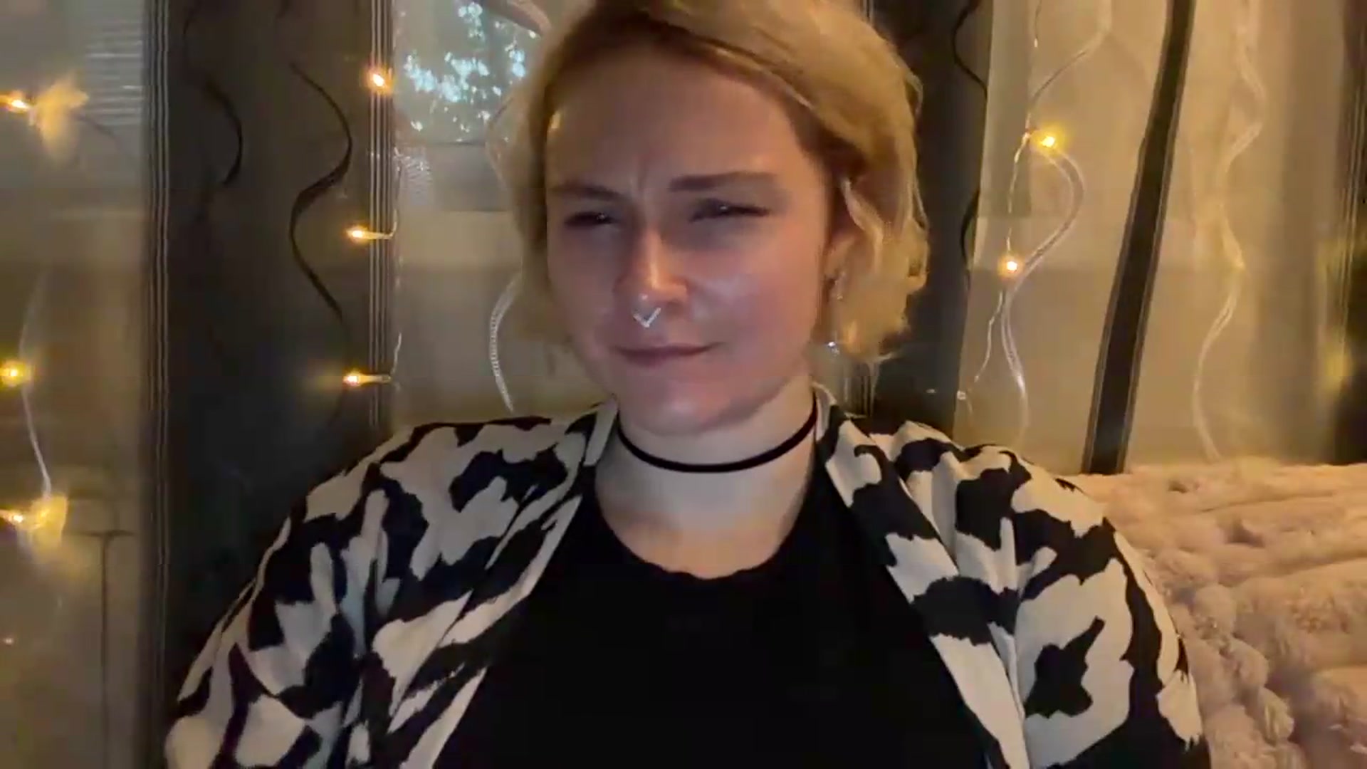 Gallery image thumbnail from EvaSmile's myfreecams stream on, 08/06/2026, 19:15 image 2 of 20