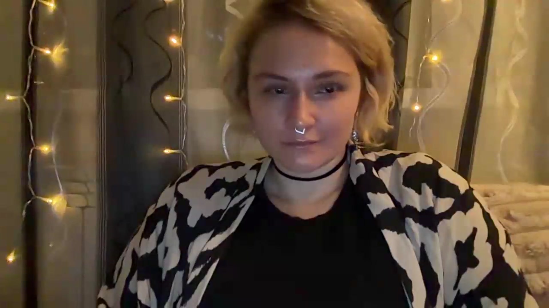 Gallery image thumbnail from EvaSmile's myfreecams stream on, 08/06/2026, 19:15 image 7 of 20