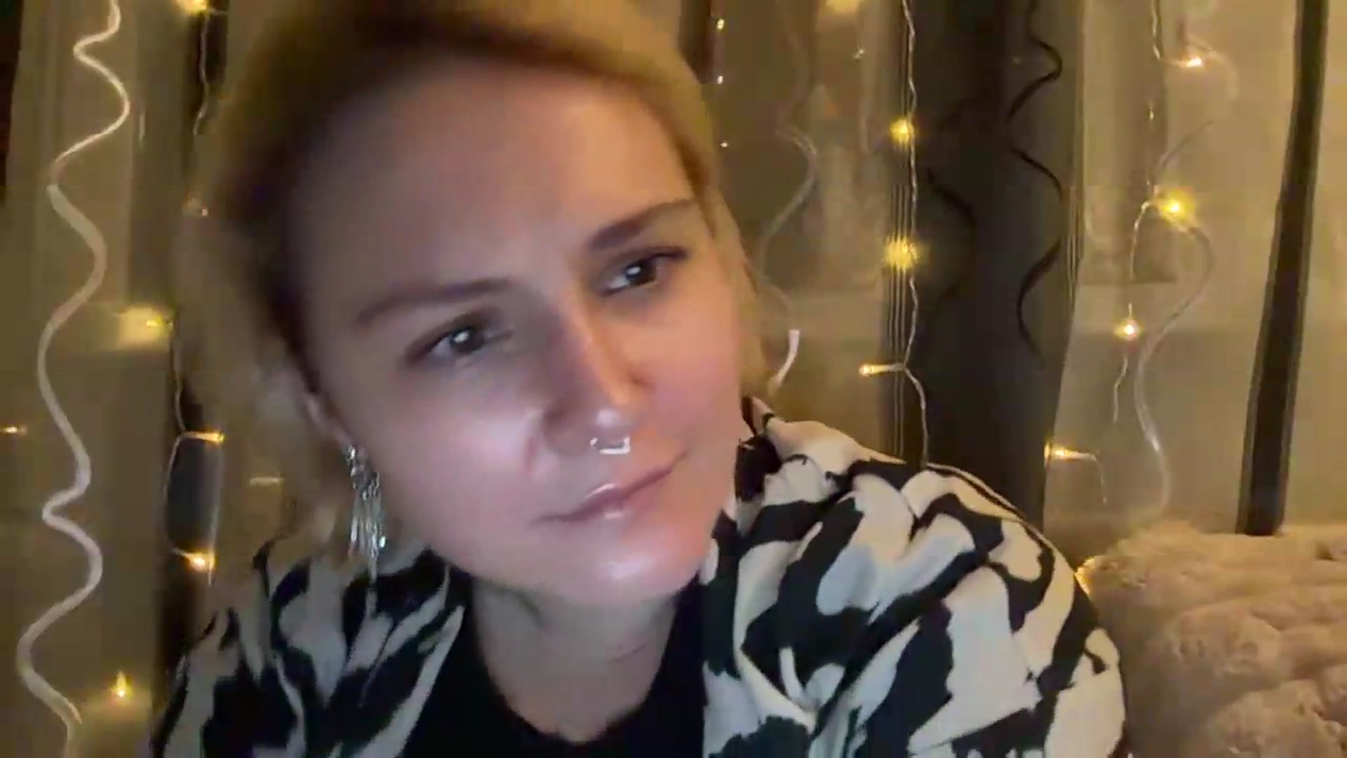 Gallery image thumbnail from EvaSmile's myfreecams stream on, 08/06/2026, 19:15 image 10 of 20