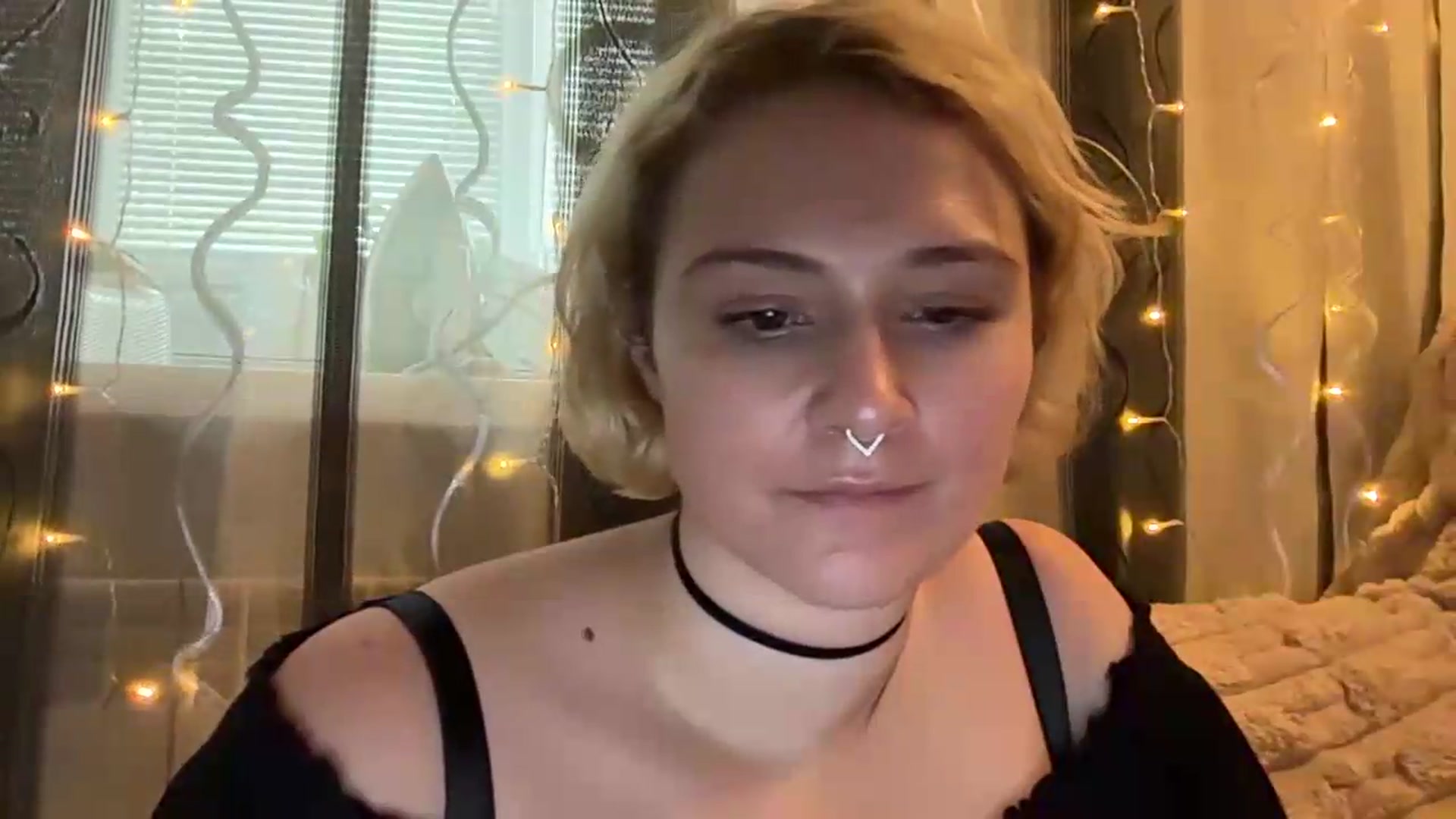Gallery image thumbnail from EvaSmile's myfreecams stream on, 08/07/2026, 14:04 image 13 of 20