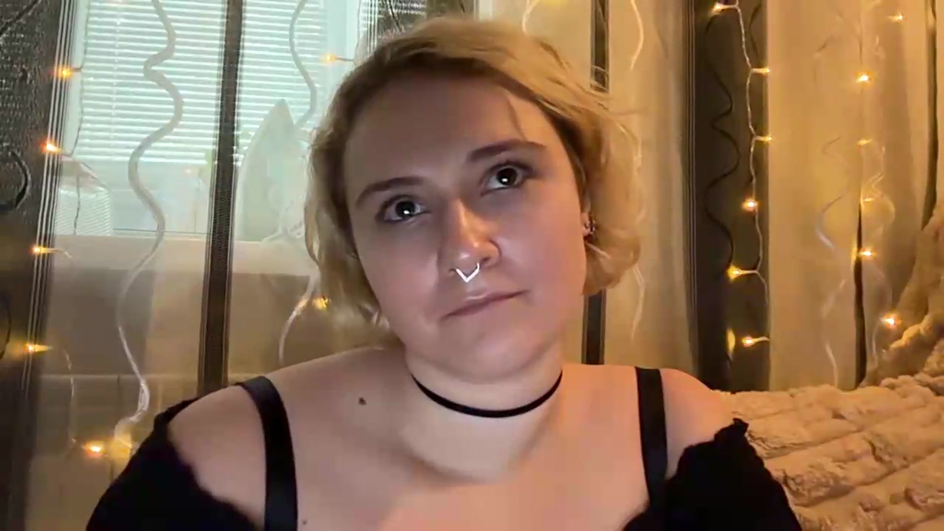 Gallery image thumbnail from EvaSmile's myfreecams stream on, 08/07/2026, 14:04 image 15 of 20